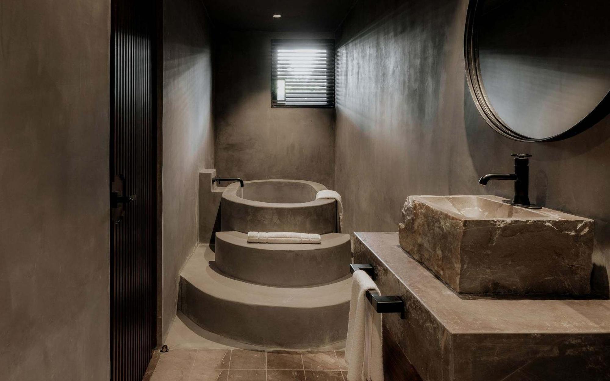 Barneys New York Residences White Appartement *